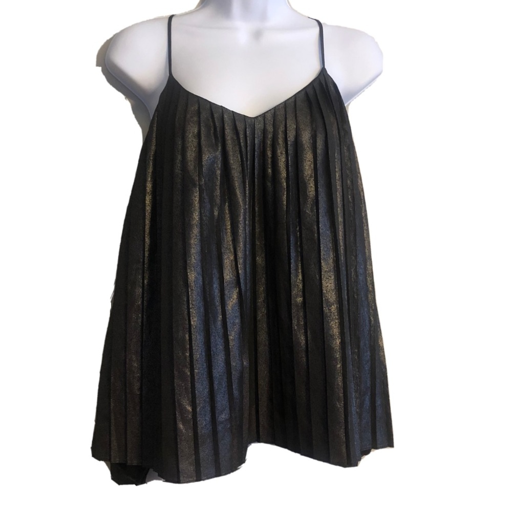 Express Metallic black/silver top Small